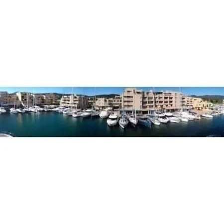 Port De 2 Apartment